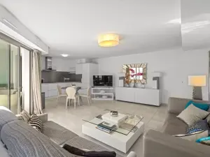 Elegant 2-Bedroom Croisette Apartment with Terrace | Venue for Events in Cannes