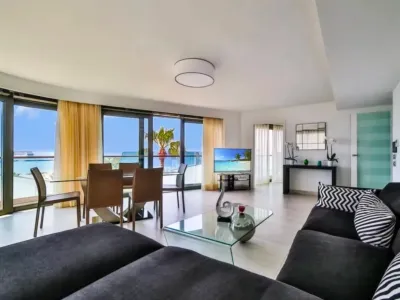 Luxury Apartment Opposite Palais des Festivals Cannes