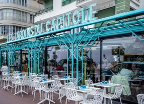 Restaurant les Jardins du Capitole with south-facing terrace