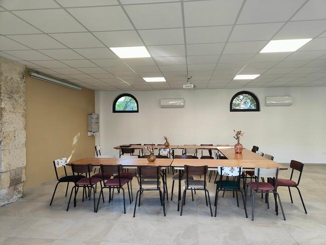 The Room — Elegant Reception Space in Céré-la-Ronde