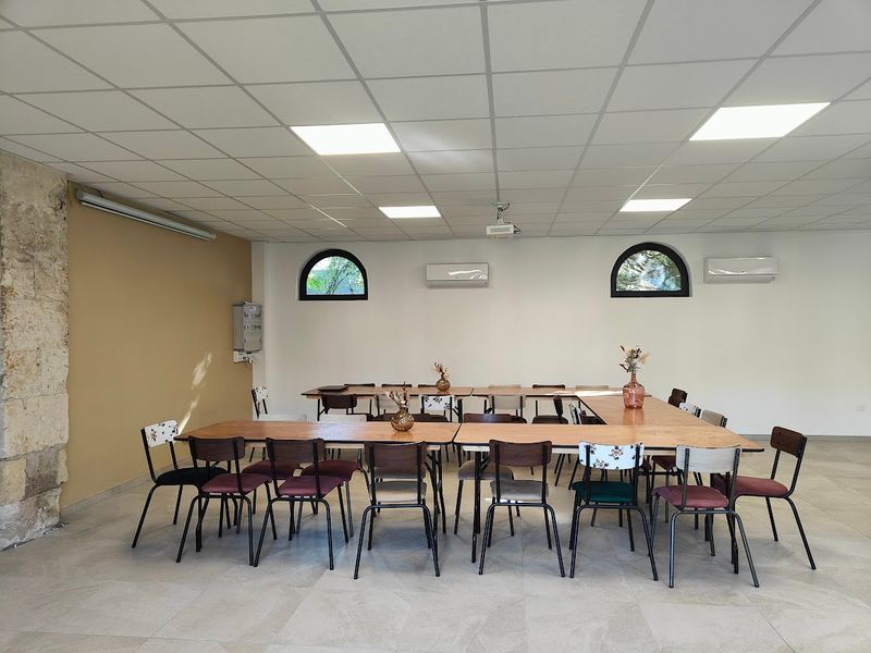La Salle — Espace de réception élégant à Céré-la-Ronde