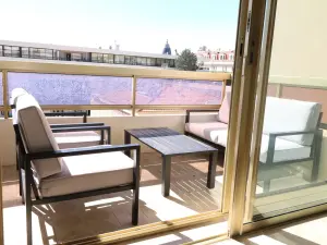 Appartement de Luxe 2 Chambres avec Balcon à Cannes