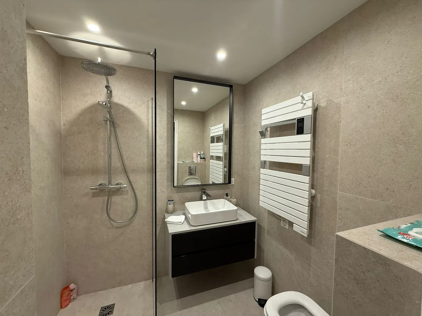 1 Bedroom Apartment in Heart of Cannes