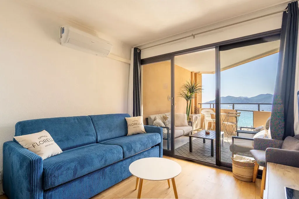 Apartment with Garden & Pool Near Cannes Beach
