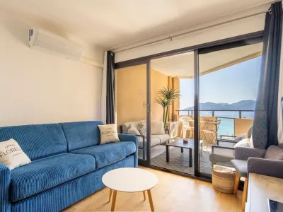 Appartement avec jardin et piscine près de la plage de Cannes