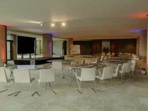 Modern Meeting Room in Barcelona
