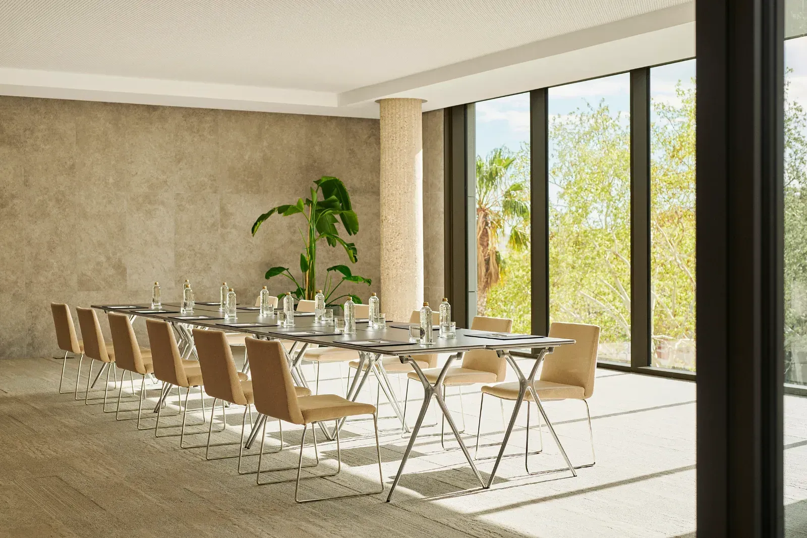 Versatile Mezzanine Meeting Room with Natural Light