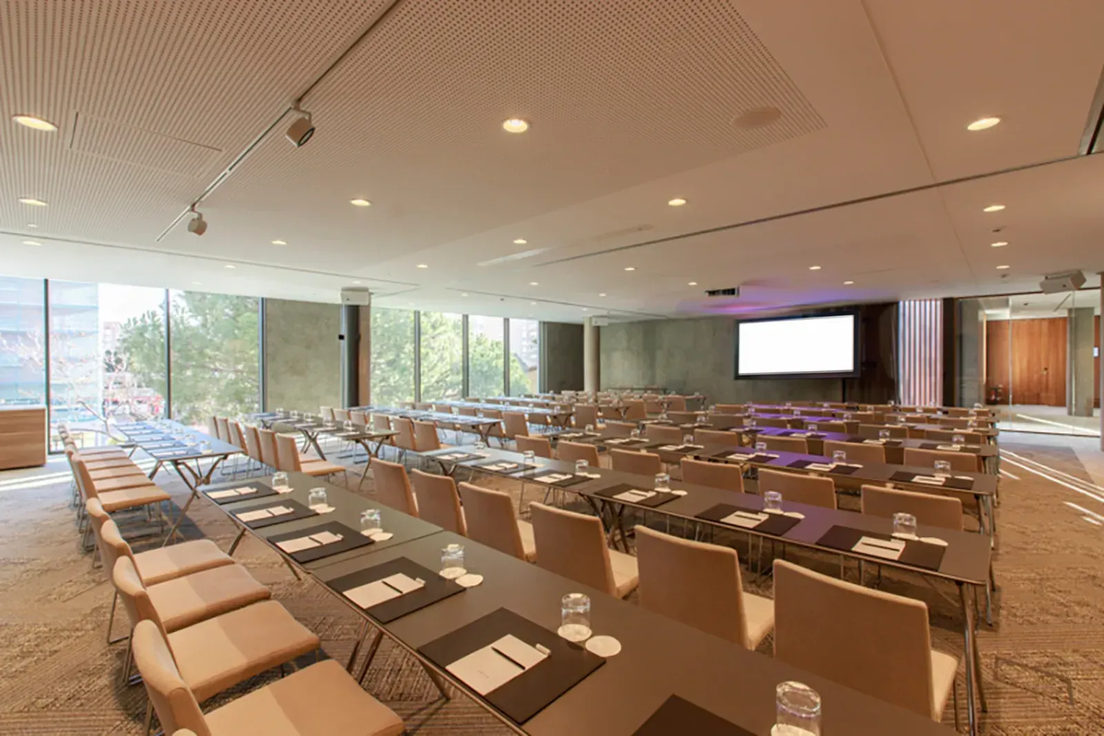 Library Room at Grand Hyatt Barcelona | Versatile Meeting & Event Space