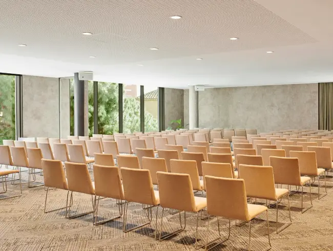 Library Room at Grand Hyatt Barcelona | Versatile Meeting & Event Space