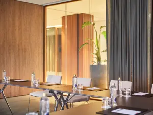 Versatile 59 sqm Meeting Space in Barcelona