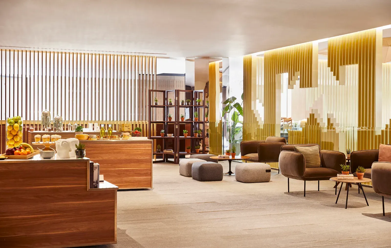 Foyer Mezzanine: Elegant Event Venue in Barcelona