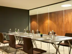 Versatile Support Space in Barcelona