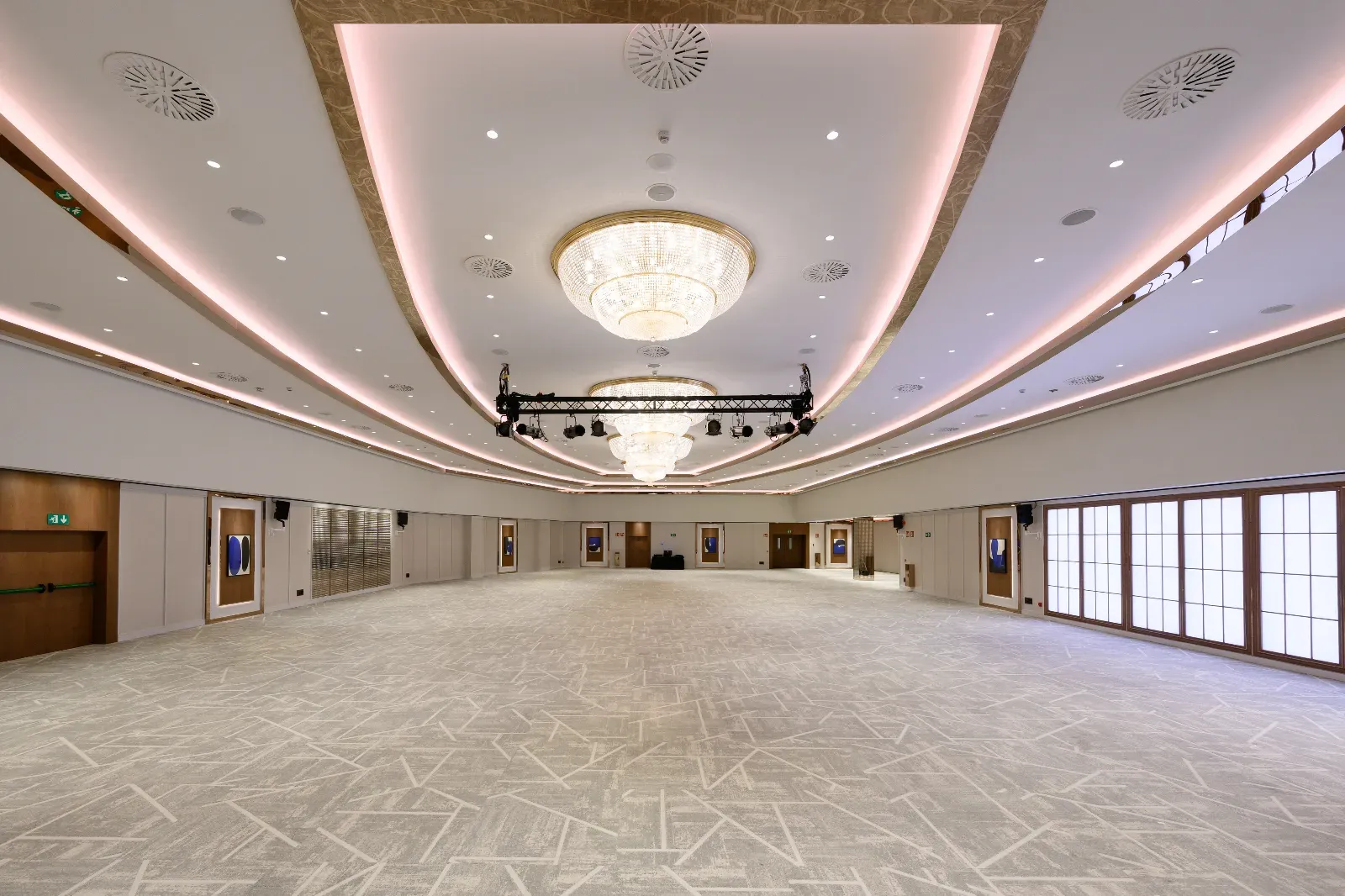 Elegant Event Space in Barcelona for Large-Scale Events