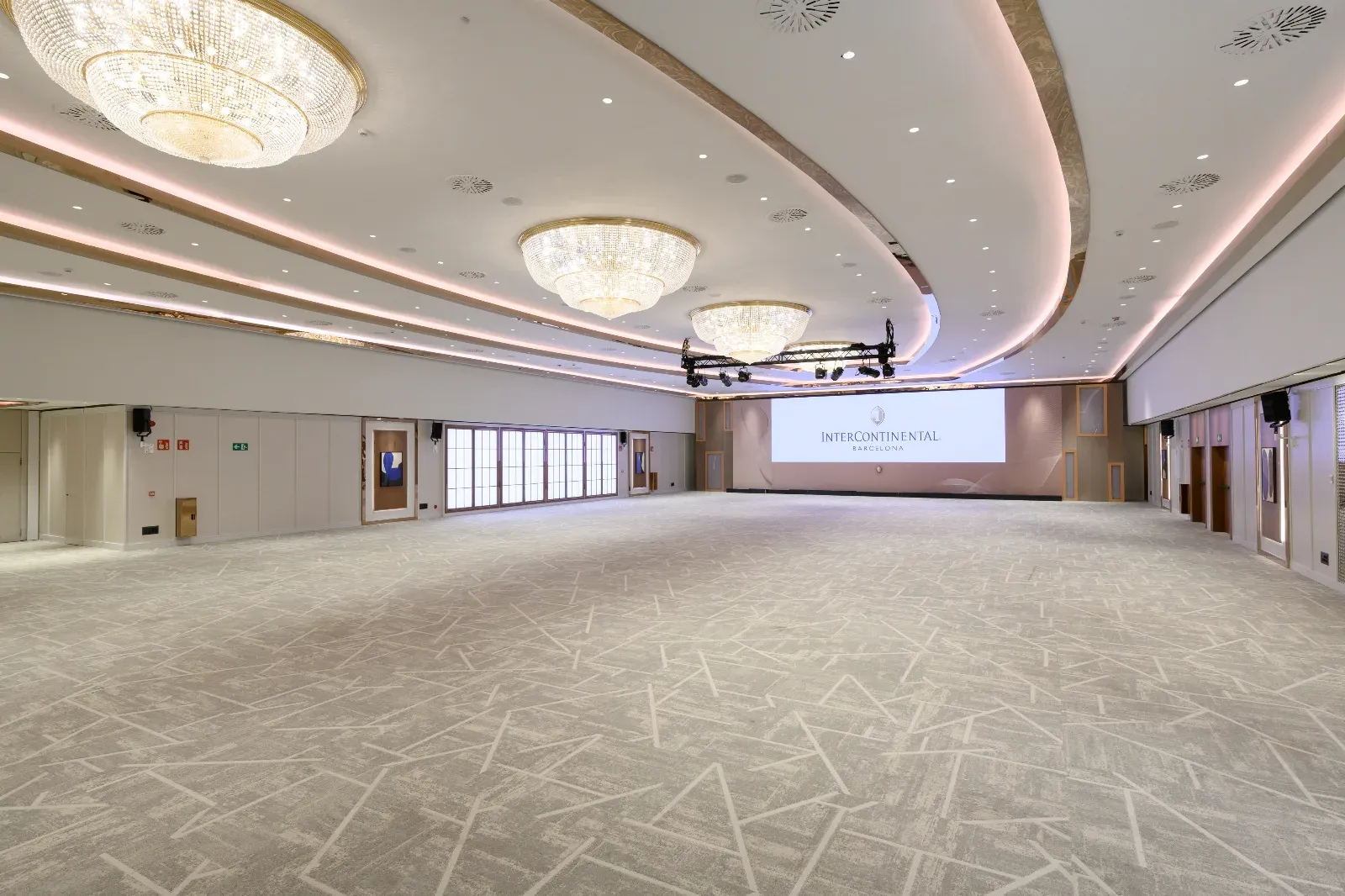 Elegant Event Space in Barcelona for Large-Scale Events