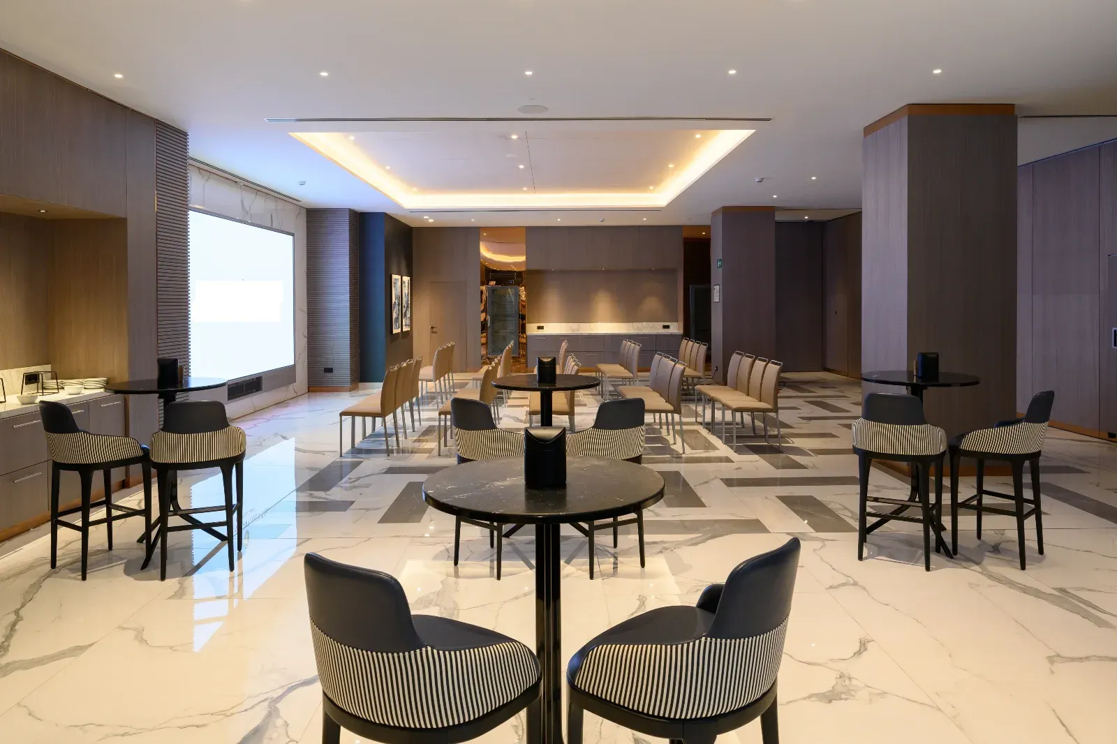Modern Event Space in Barcelona – Seminars & Cocktails