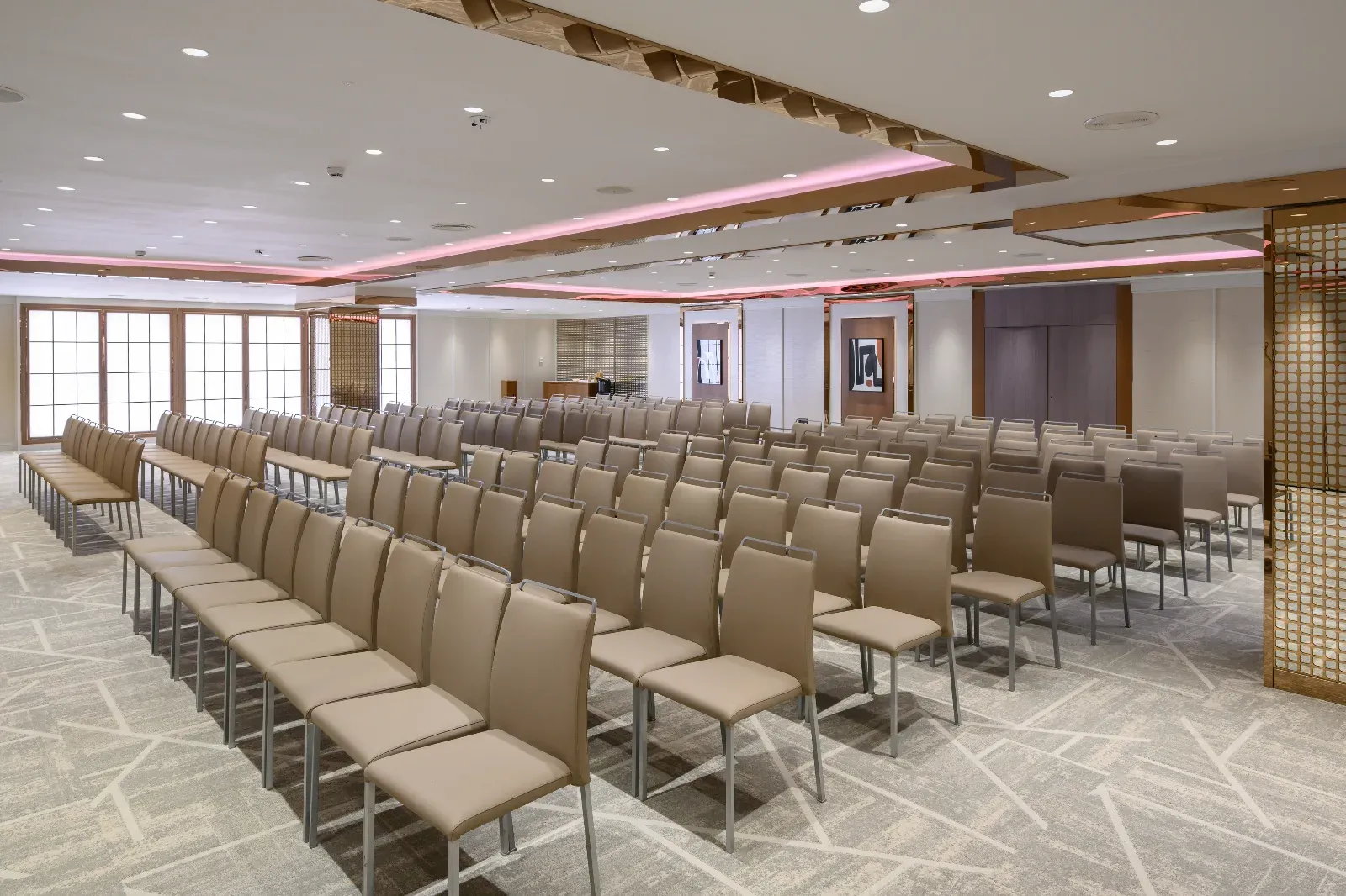 Modern Event Space in Barcelona | Venue for Seminars & Meetings