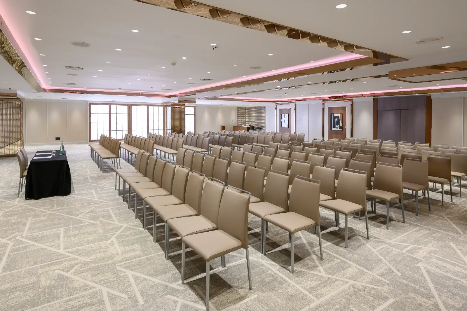 Modern Event Space in Barcelona | Venue for Seminars & Meetings