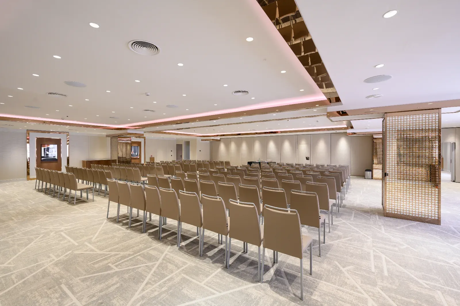 Modern Event Space in Barcelona | Venue for Seminars & Meetings
