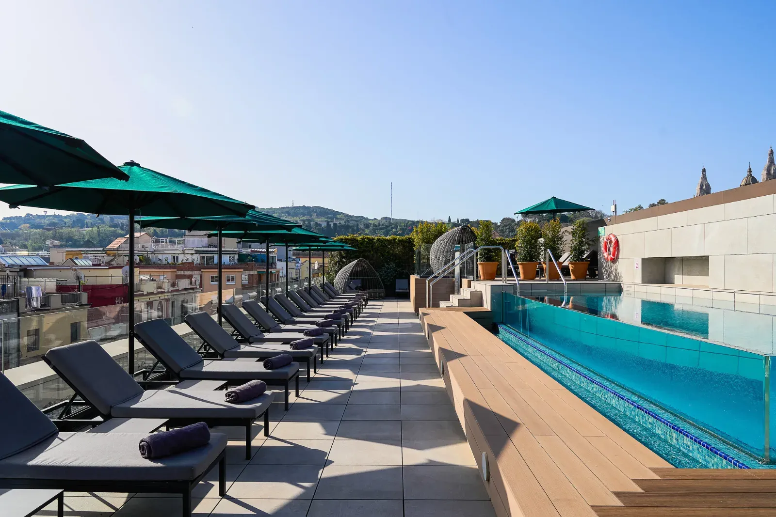 Meeting Room 30 m² Barcelona | Intimate Corporate Space