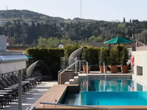 Barcelona Rooftop Terrace with Panoramic Views & Pool
