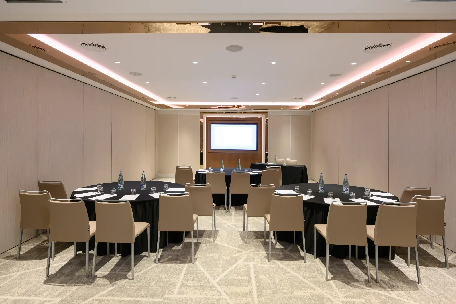 Professional Event Space at Avenida Rius y Taulet, Barcelona