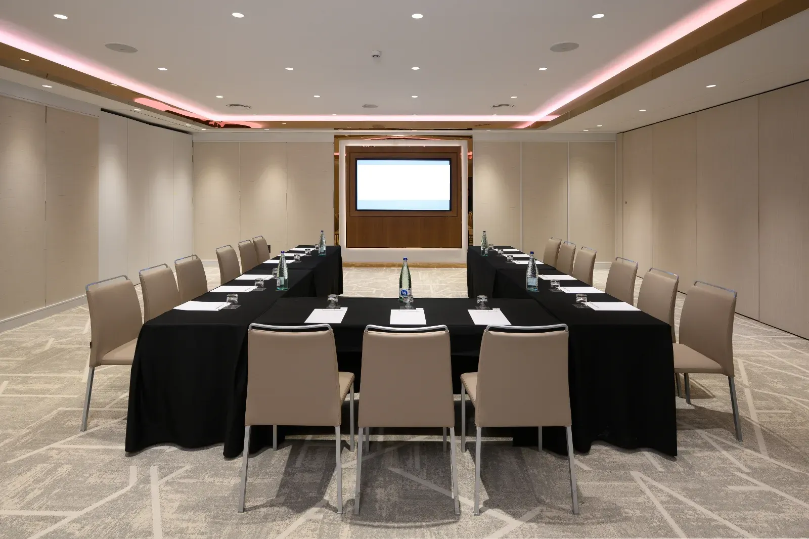 Professional Event Space at Avenida Rius y Taulet, Barcelona