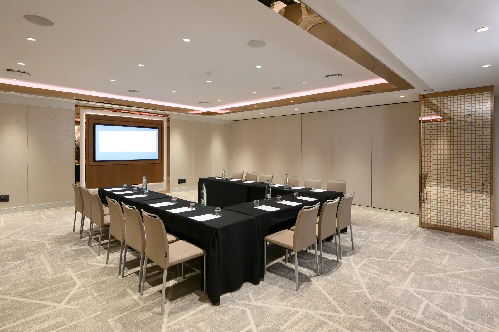 Professional Event Space at Avenida Rius y Taulet, Barcelona