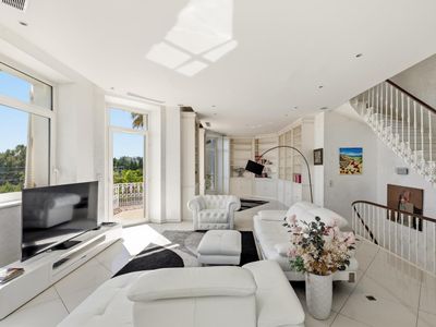 Exclusive Contemporary Villa for Corporate Events on the French Riviera