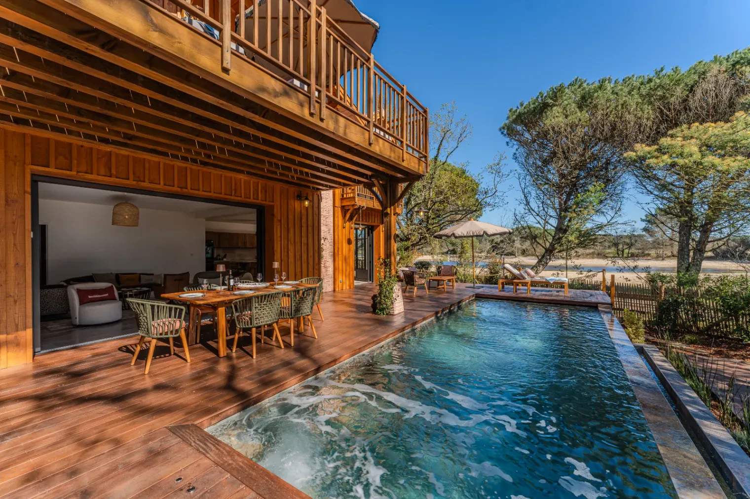 Exclusive Villa Retreat Between Cap Ferret and Andernos-les-Bains