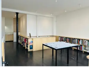 Galerie d'art et librairie pour événements intimes à Paris