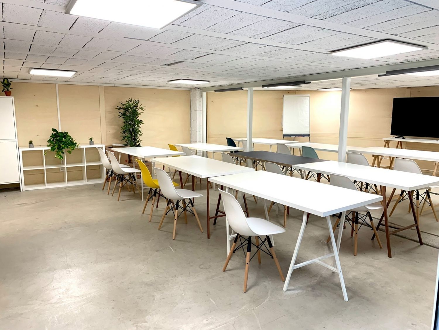 Pedestrian street Event Space