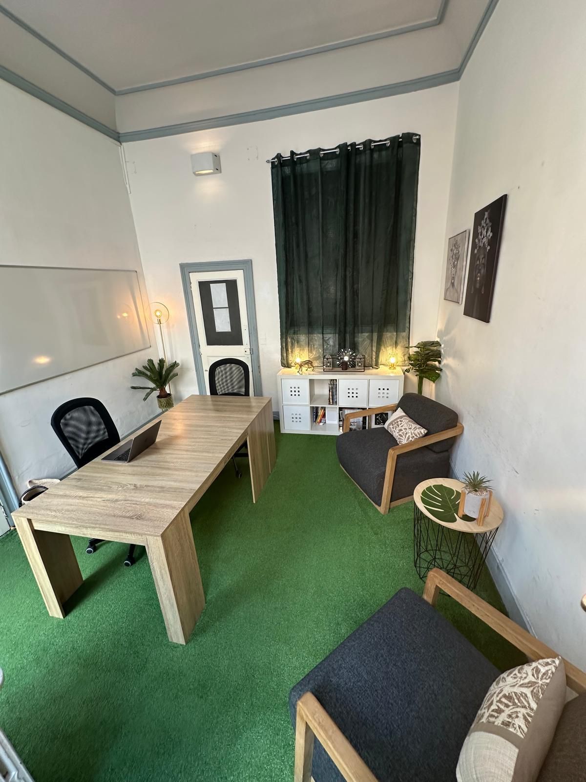 Bureau Privé avec Terrasse à Montpellier