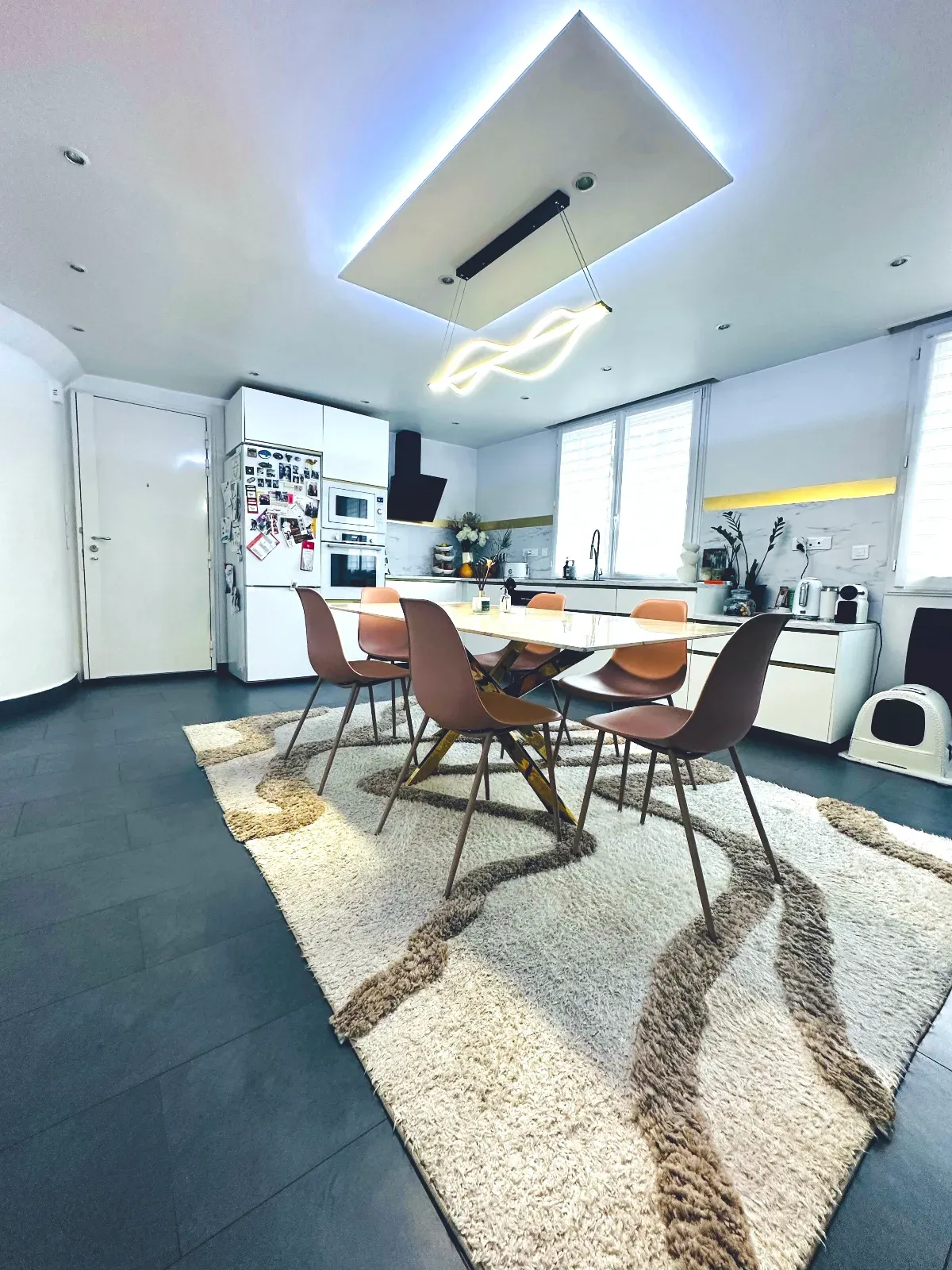 Duplex avec Terrasse à Fontenay-sous-Bois – Idéal Séminaires & Tournages