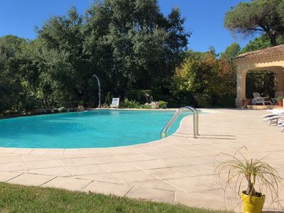Mas Provençal avec piscine et patio