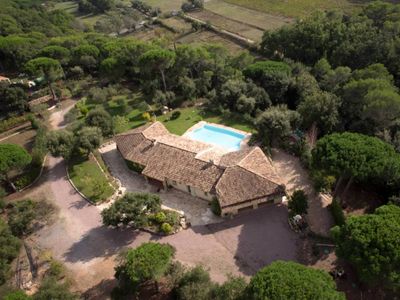 Mas Provençal avec piscine et patio