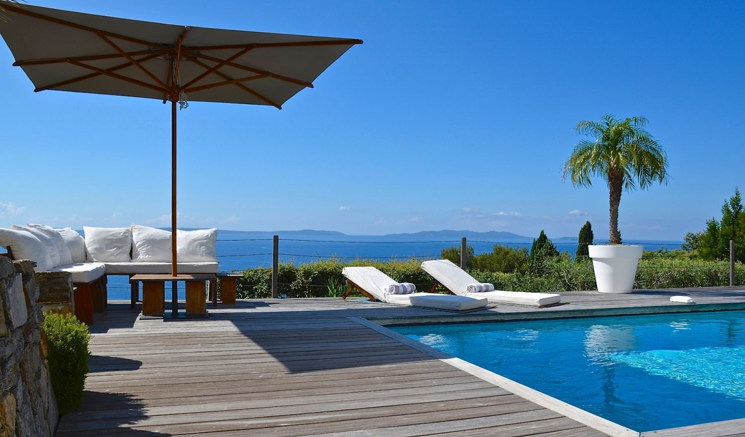 Contemporary Villa with Sea View in Aiguebelle | Event Venue