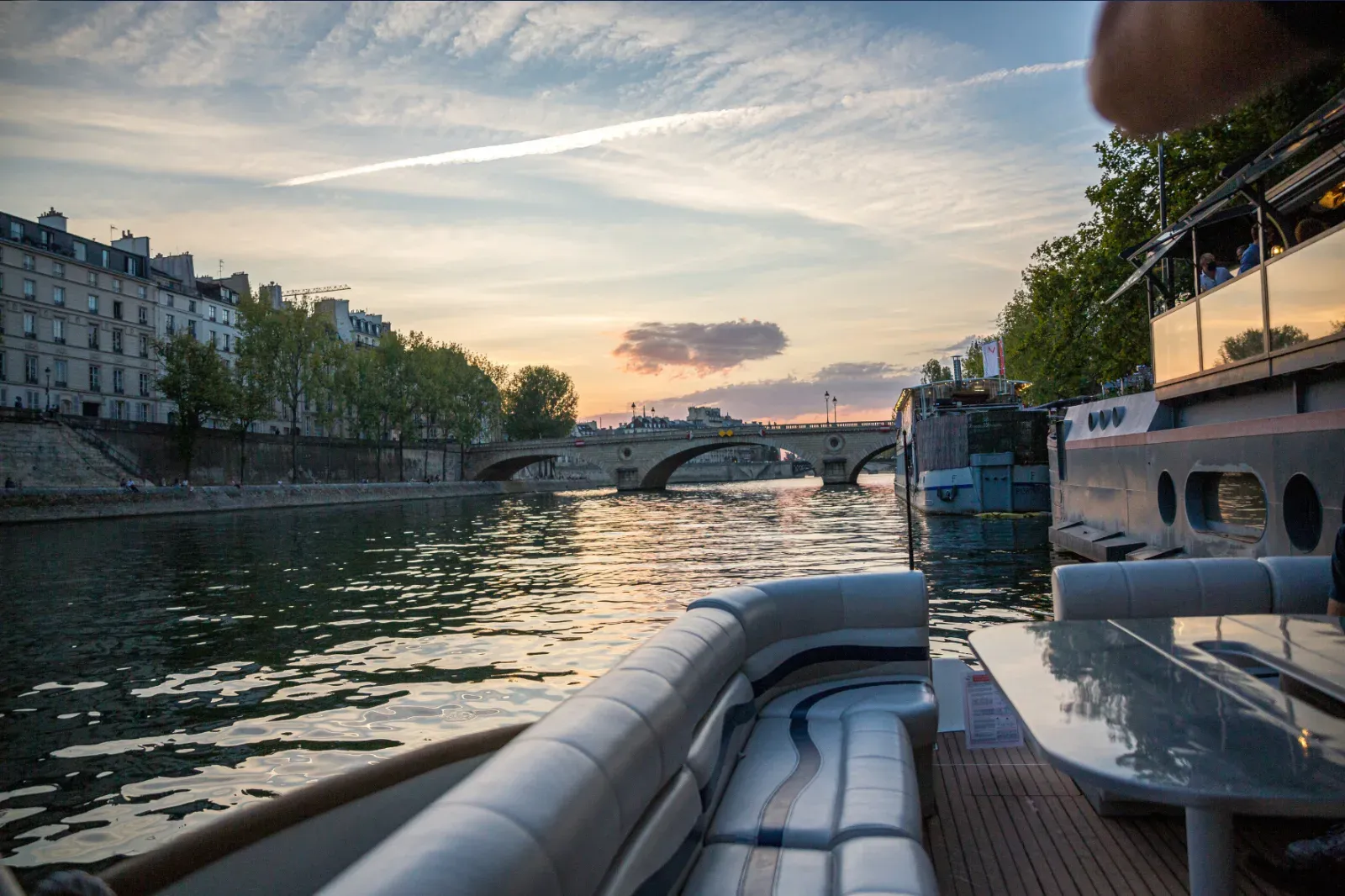 Croisière privée sur la Seine jusqu'à la Tour Eiffel