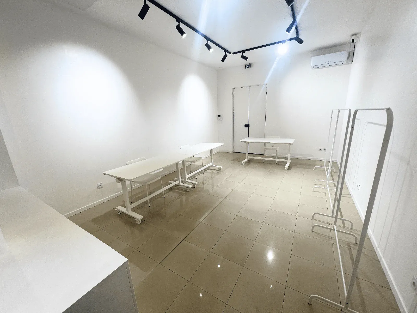 Boutique / Pop-up store à louer dans le Marais, Paris