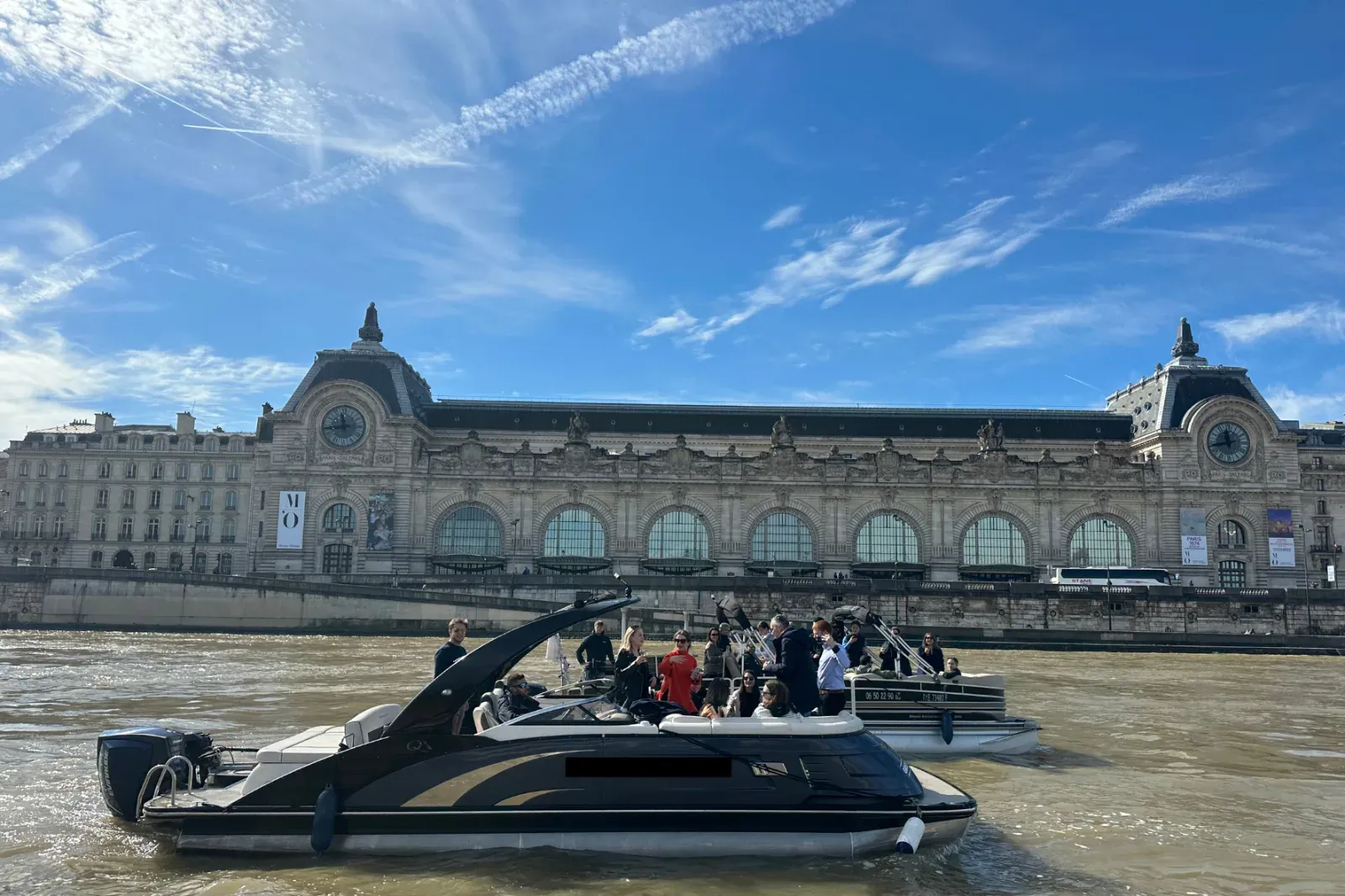 Private Boat Cruise on the Seine: Romantic Escape in Paris