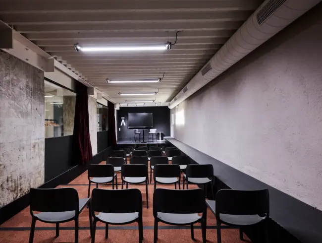 Conference Room Near Barcelona Sants Station - Classic Venue