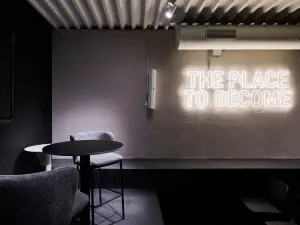 Conference Room Near Barcelona Sants Station - Classic Venue
