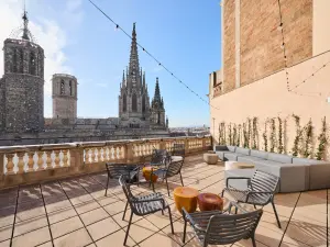 Modern Auditorium in Barcelona for Corporate Events