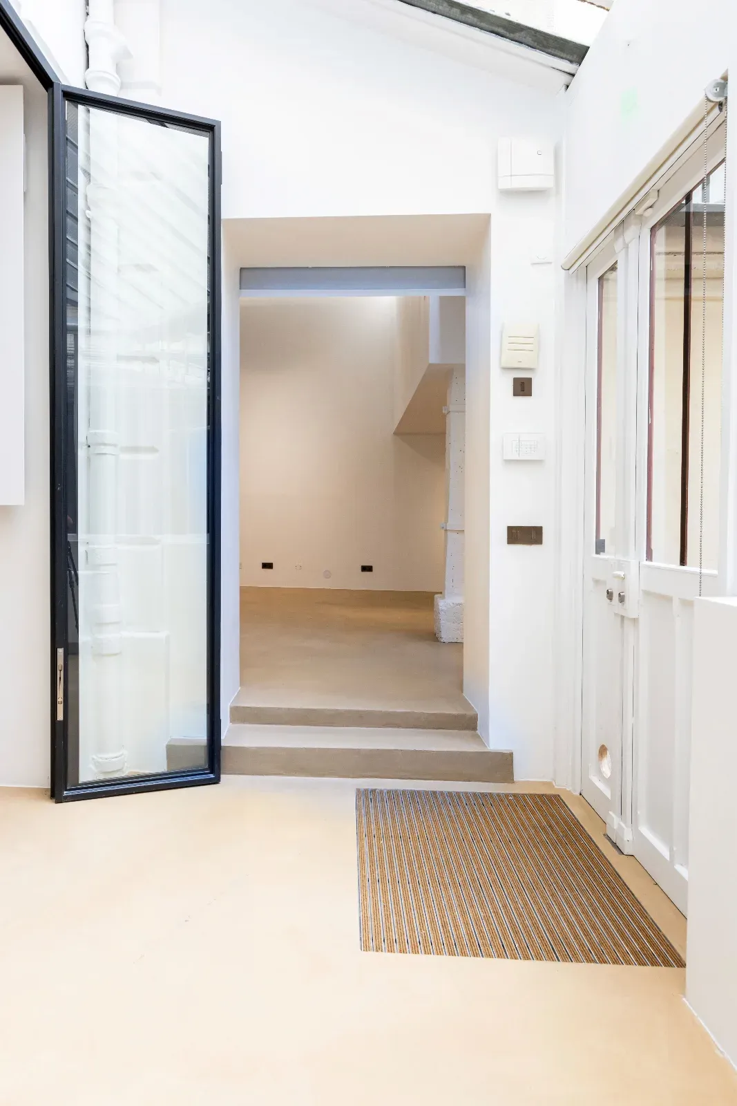 Espace Cour Intime pour Lancements de Produits à Paris
