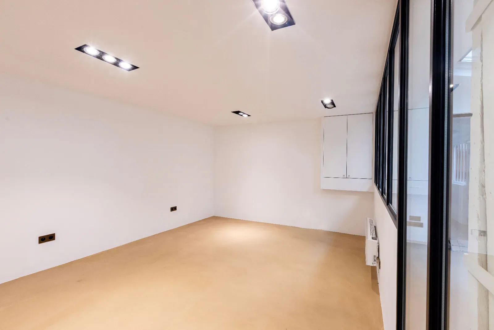Espace Cour Intime pour Lancements de Produits à Paris