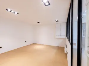 Espace Cour Intime pour Lancements de Produits à Paris
