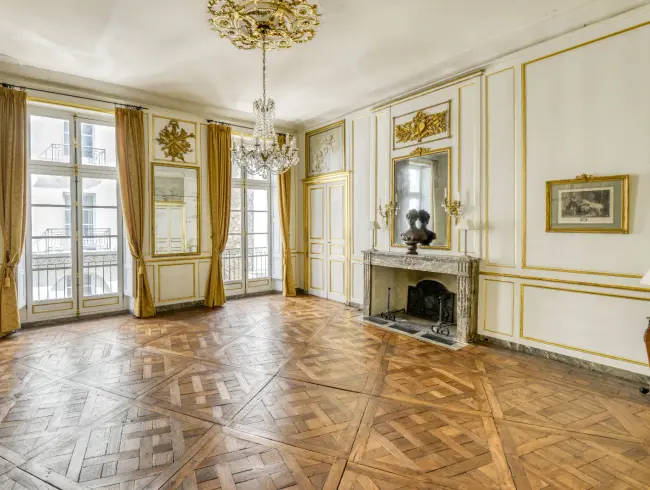 18th-Century Reception Flat in Nantes | Venue 9499