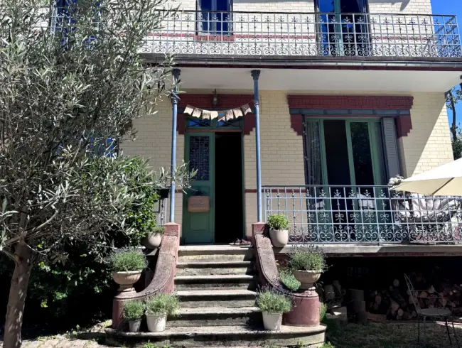 Villa Belle Époque - Un Lieu de Charme de Style Boutique-Hôtel Près de Paris
