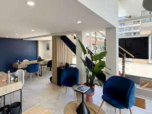 Espace de réunion et bureau privé au cœur de Cannes | Native Spaces