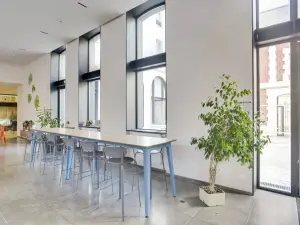 Elegant Event Space Paris 4