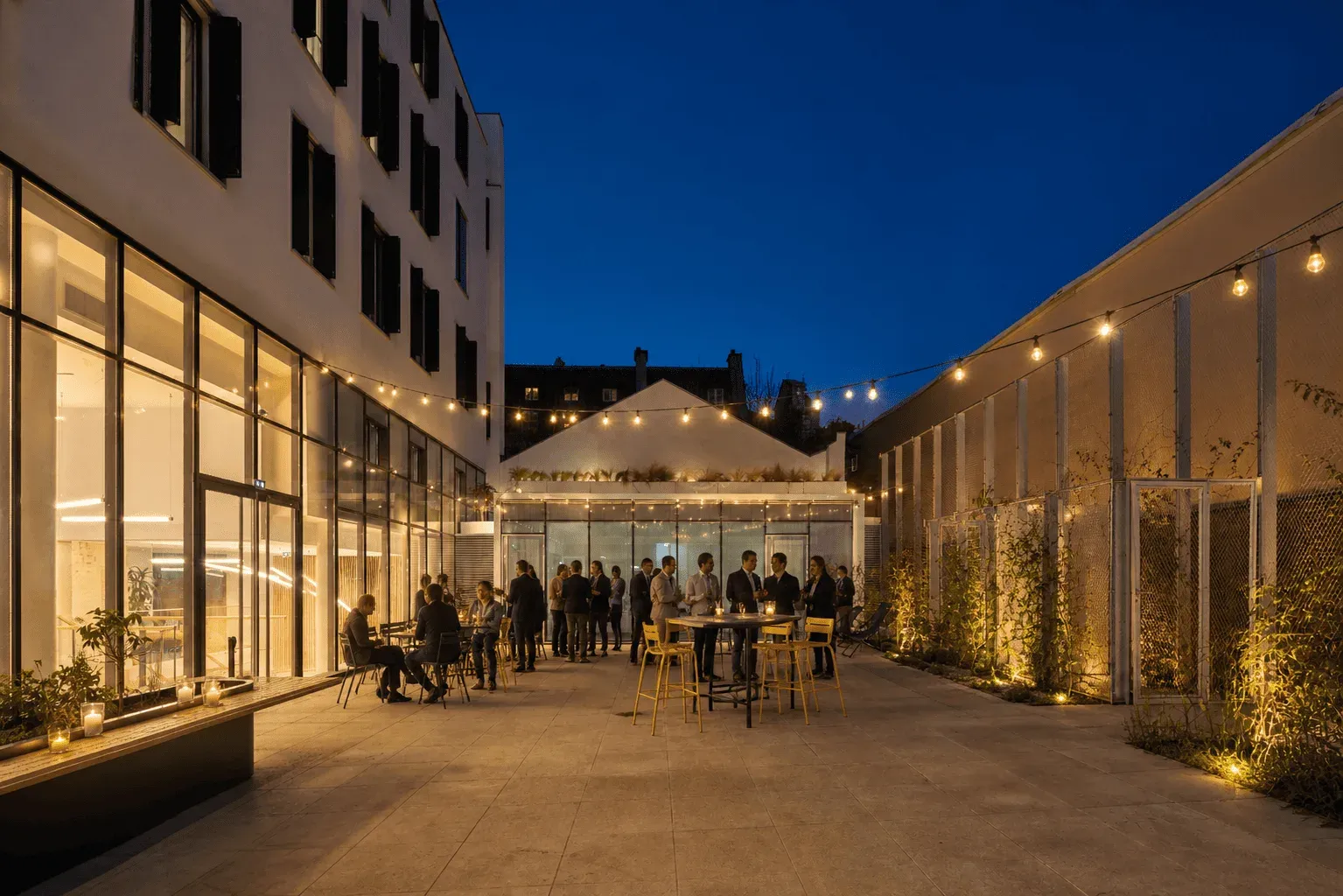 Terrasse Parisienne – Espace Extérieur Modulable Près de la Place des Vosges